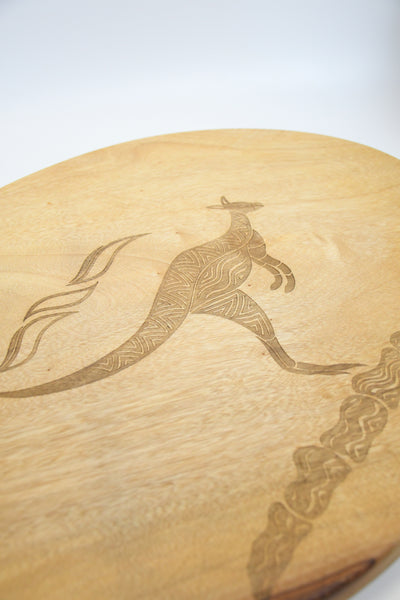 Camphor Laurel Oval Board Large- Kangaroo Design